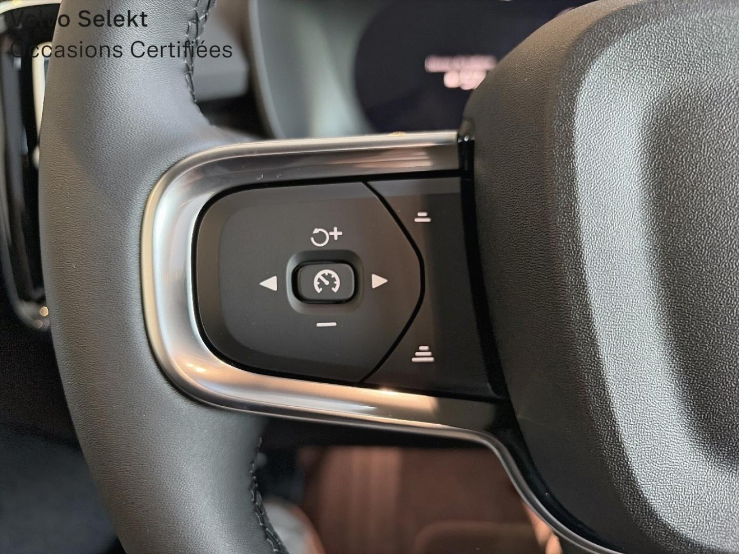 Image VOLVO EX40 P5 238ch Start