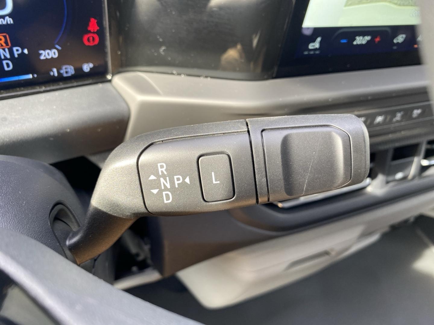 Image FORD Transit Custom Fg 320 L1H1 2.5 Duratec 232ch Hybride rechargeable Limited CVT