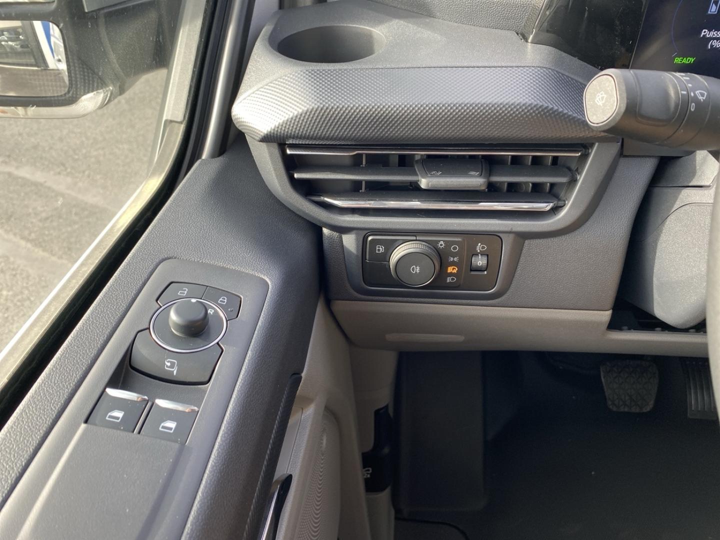 Image FORD Transit Custom Fg 320 L1H1 2.5 Duratec 232ch Hybride rechargeable Limited CVT