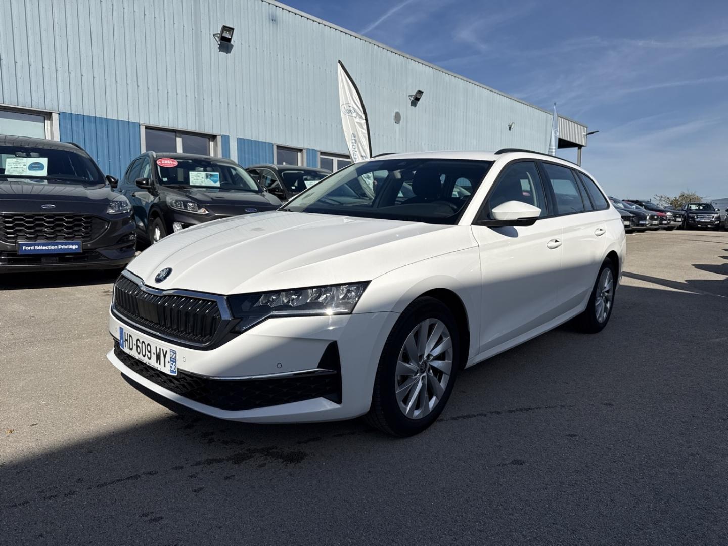 Photo SKODA Octavia Combi 1.5 TSI ACT Hybrid 116ch Selection DSG7