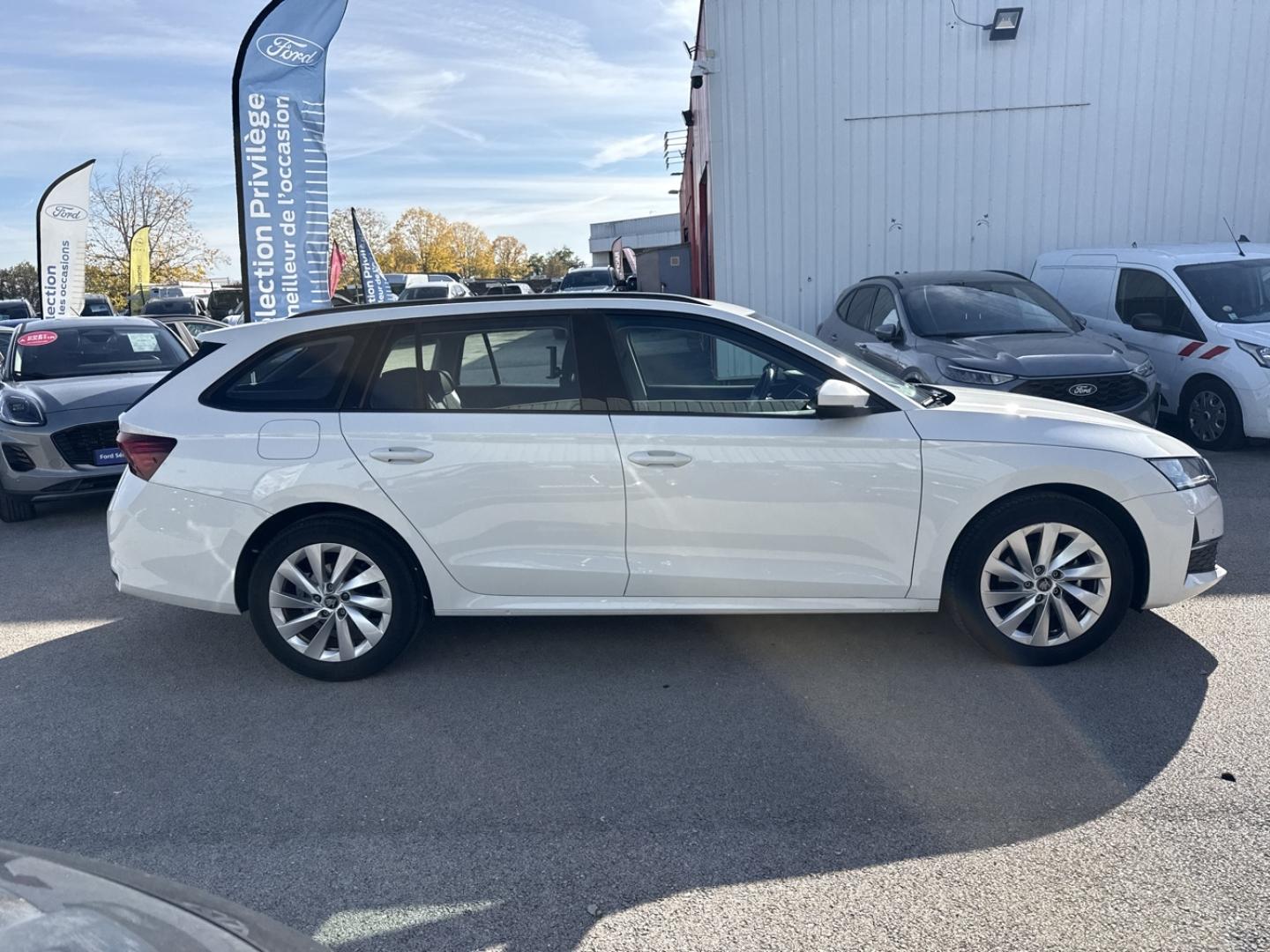 Image SKODA Octavia Combi 1.5 TSI ACT Hybrid 116ch Selection DSG7