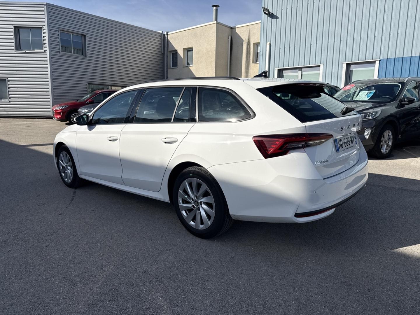 Image SKODA Octavia Combi 1.5 TSI ACT Hybrid 116ch Selection DSG7