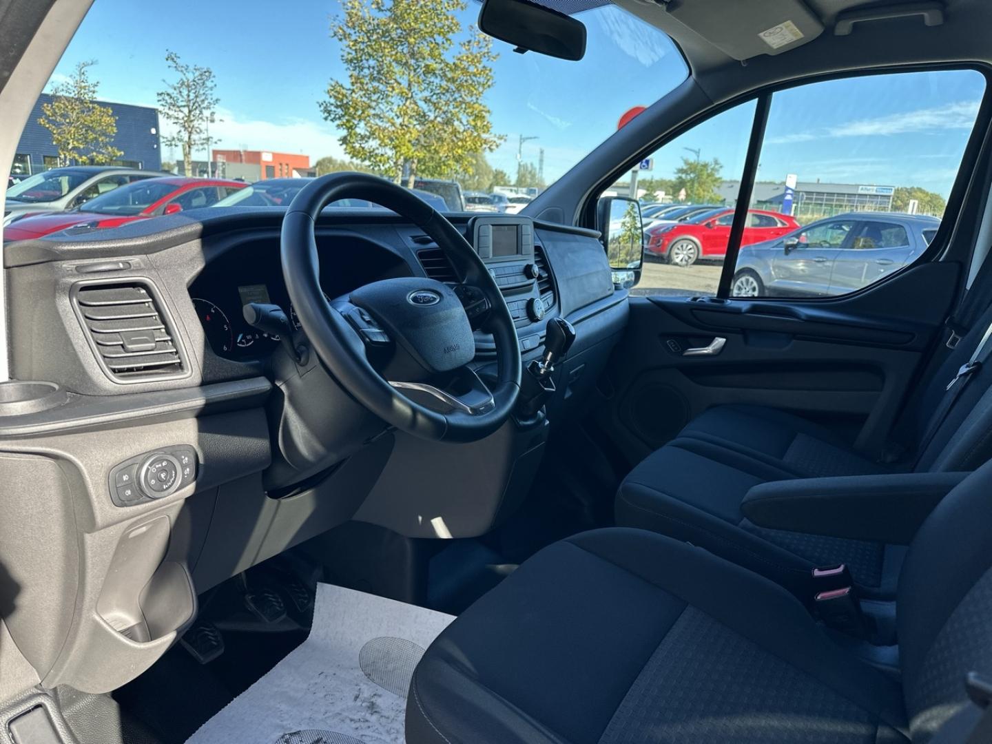 Image FORD Transit Custom Kombi 320 L2H1 2.0 EcoBlue 130ch Trend Business Euro6.2 7cv
