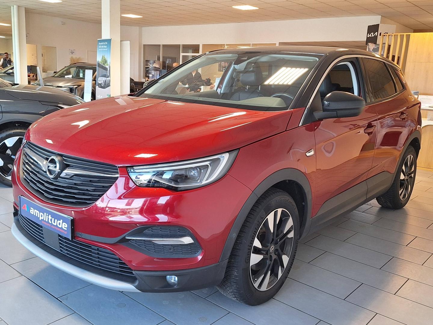 Photo OPEL Grandland X 1.2 Turbo 130ch Ultimate 7cv