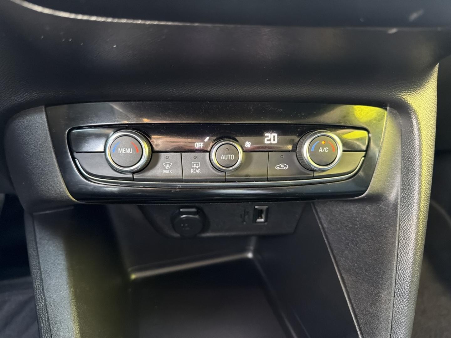 Image OPEL Corsa Corsa-e 136ch Elegance Business