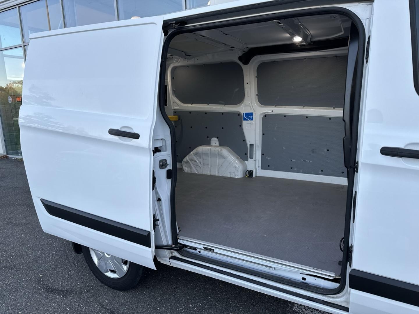 Image FORD Transit Custom Fg 300 L1H1 2.0 EcoBlue 130 Trend Business 7cv