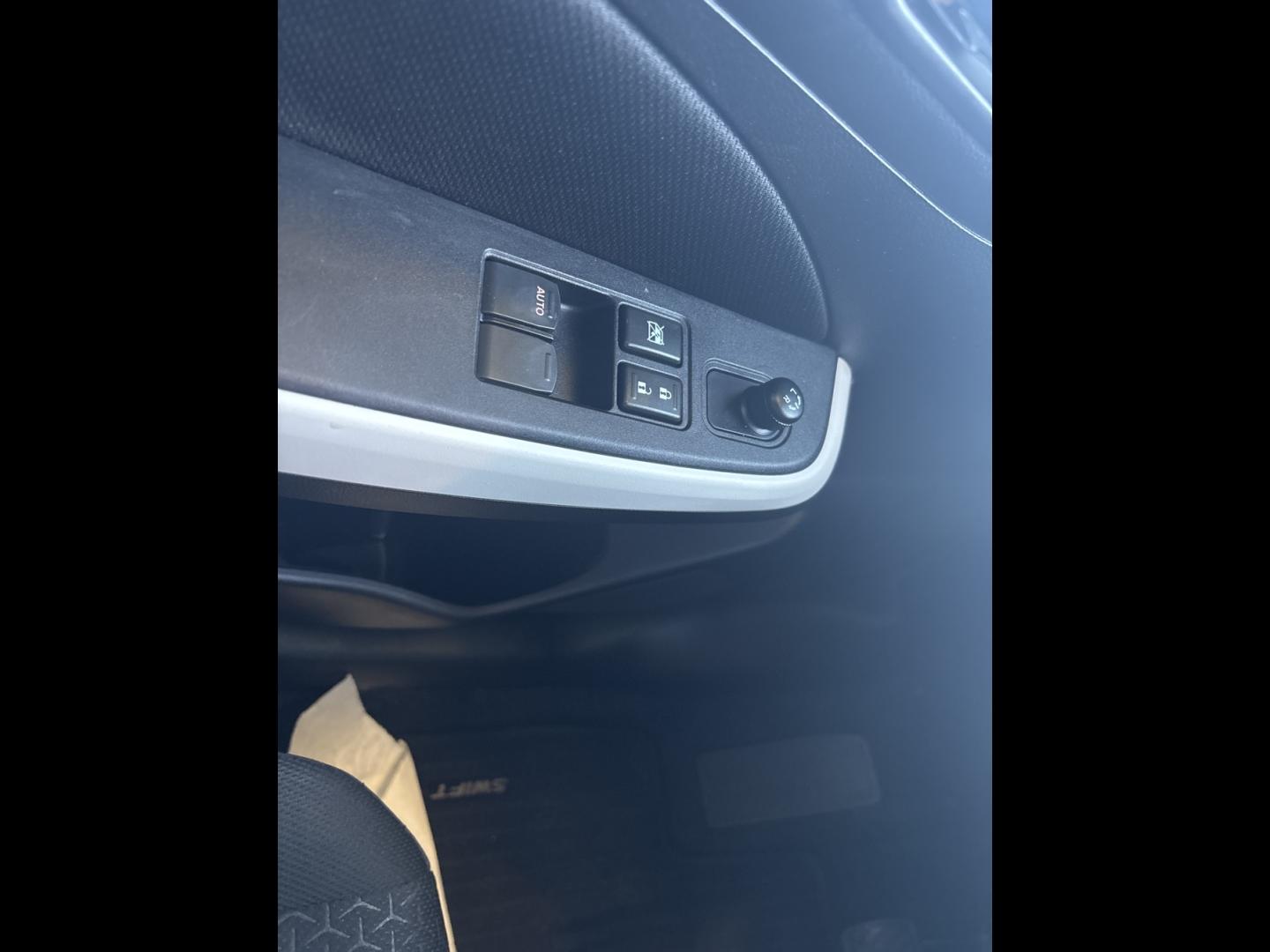 Image SUZUKI Swift 1.2 Dualjet Hybrid 83ch Avantage