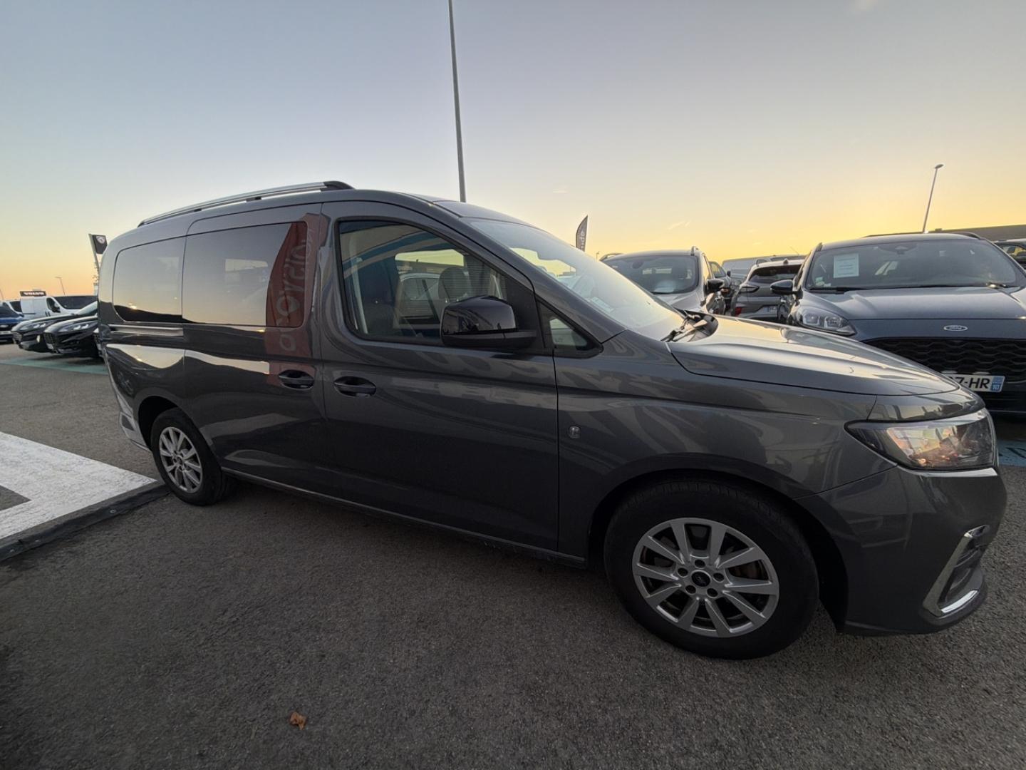 Image FORD Grd Tourneo Connect 2.0 EcoBlue 102 ch Titanium