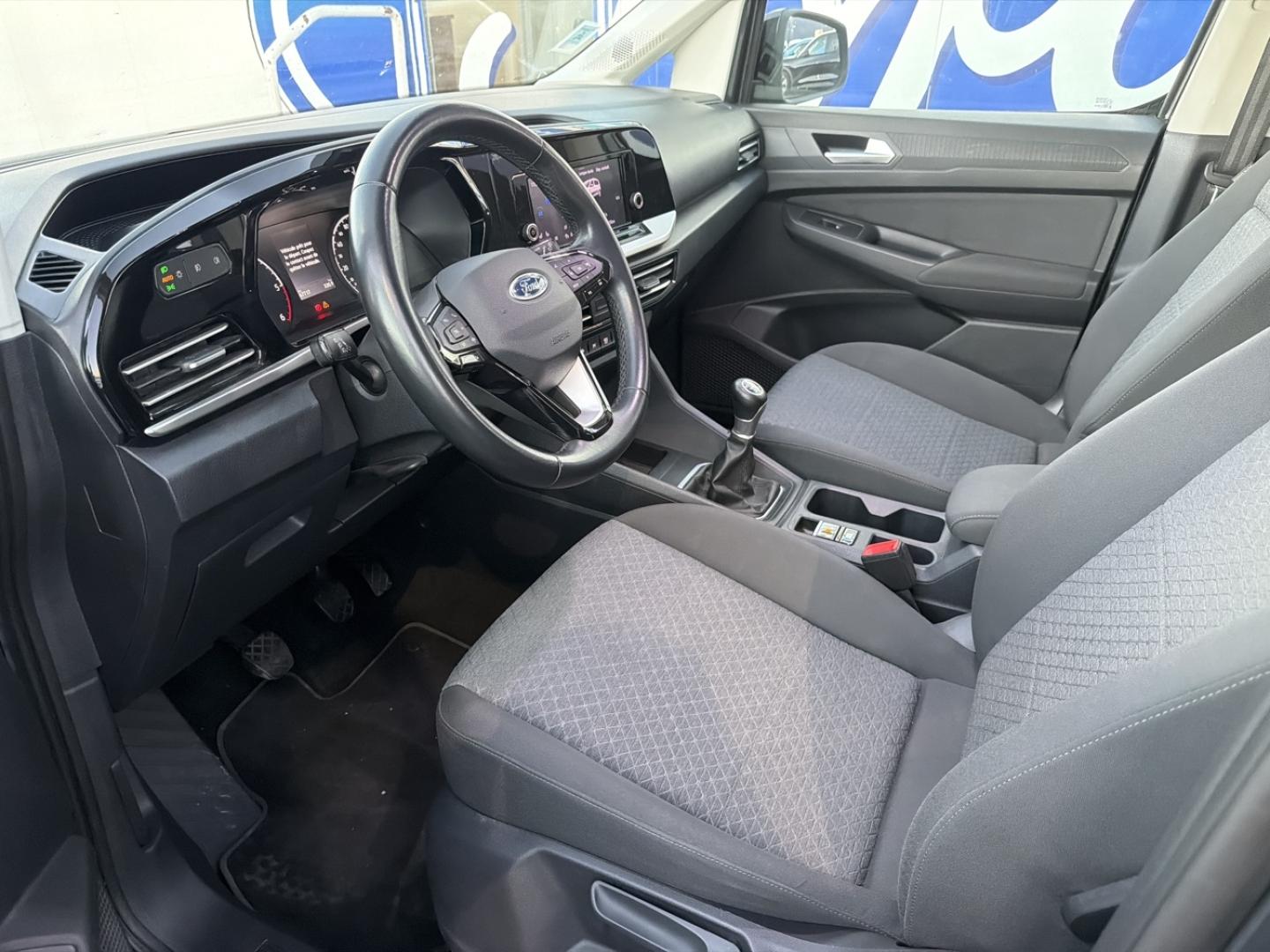 Image FORD Grd Tourneo Connect 2.0 EcoBlue 102 ch Titanium